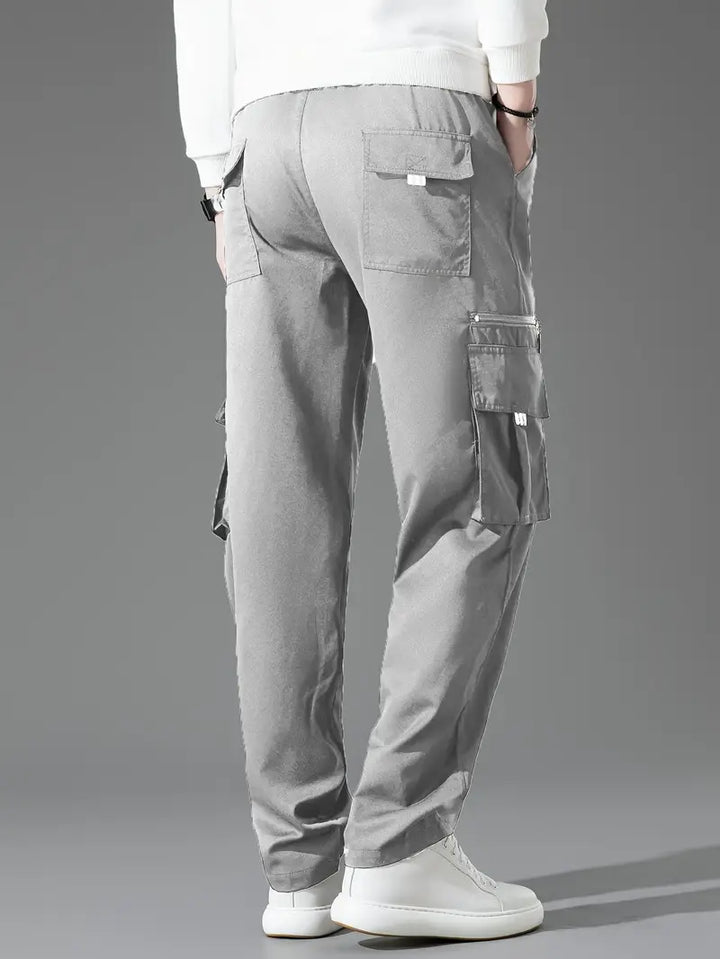 Loose-Fit Cargo Pants