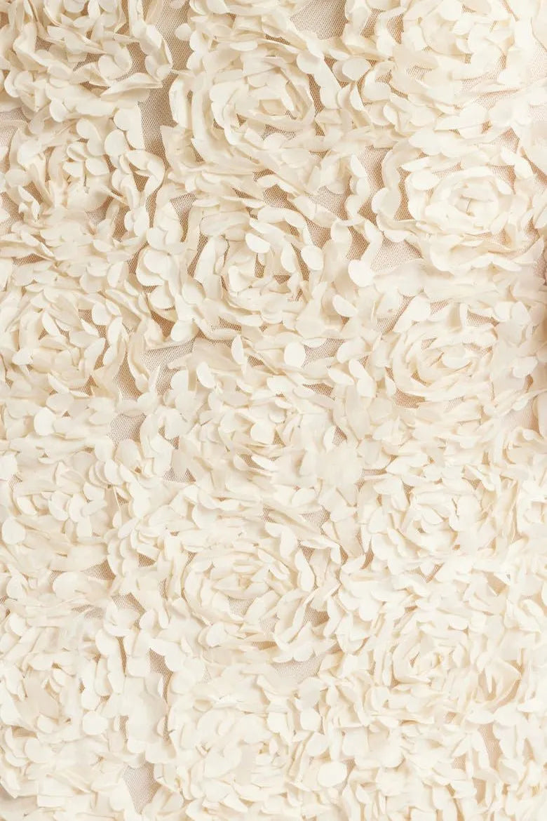 Lyra - Backless Maxi Dress with Floral Print