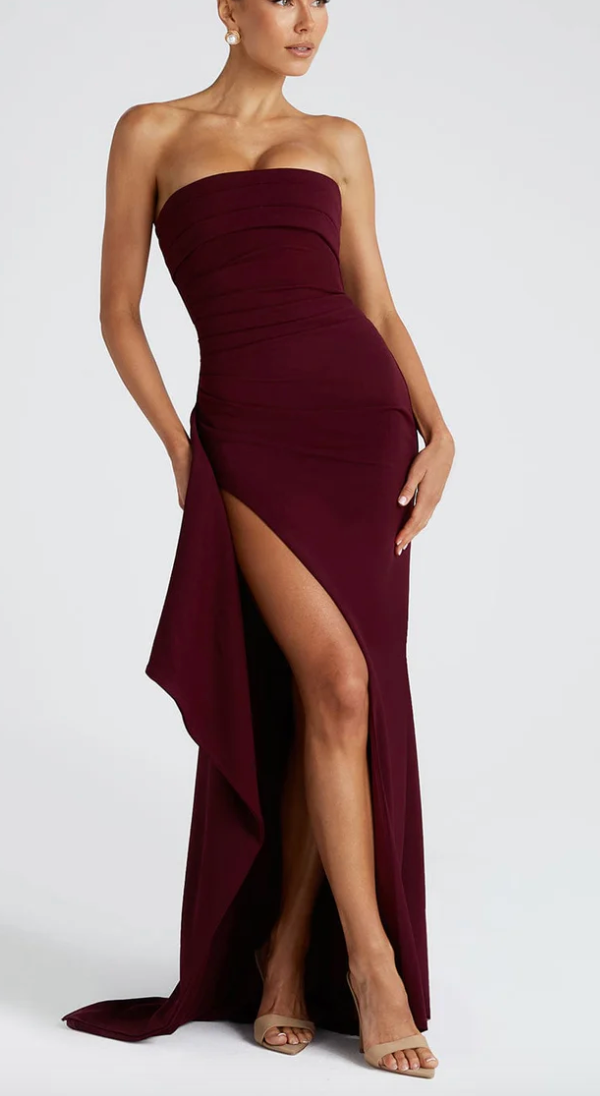 Alina - Off-shoulder maxi dress