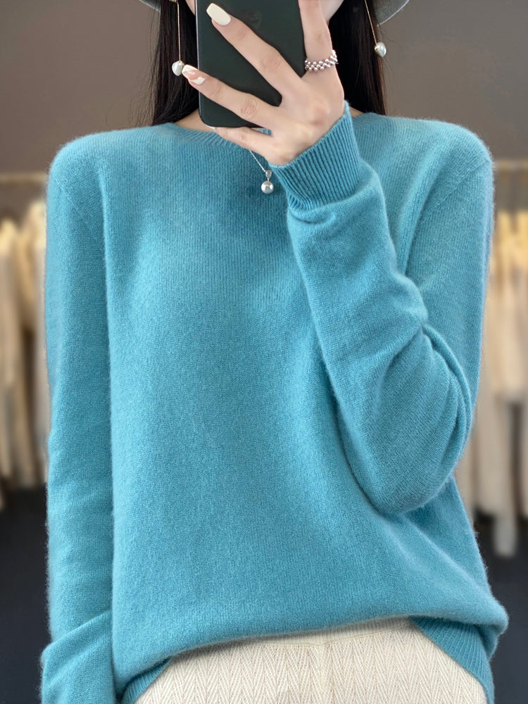 Anette | Cozy Sweater for Cold Weather
